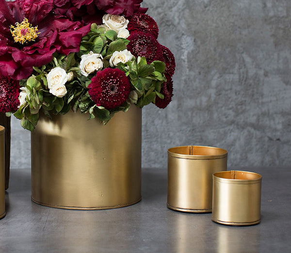 Brushed Brass Vase Small - EX HIRE ITEMS - The Pretty Prop Shop Parties