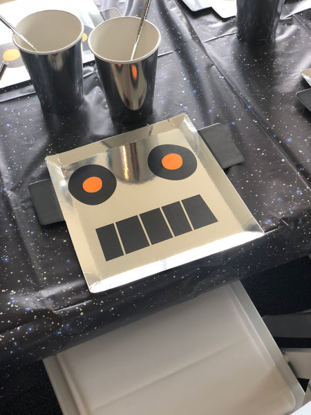 Robot Paper Plates Large - The Pretty Prop Shop Parties